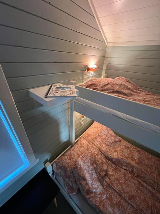 Idyllisk Minihus I Landlige Omgivelser - Med 5 Sengeplasser Og Parkering Asen Exterior photo